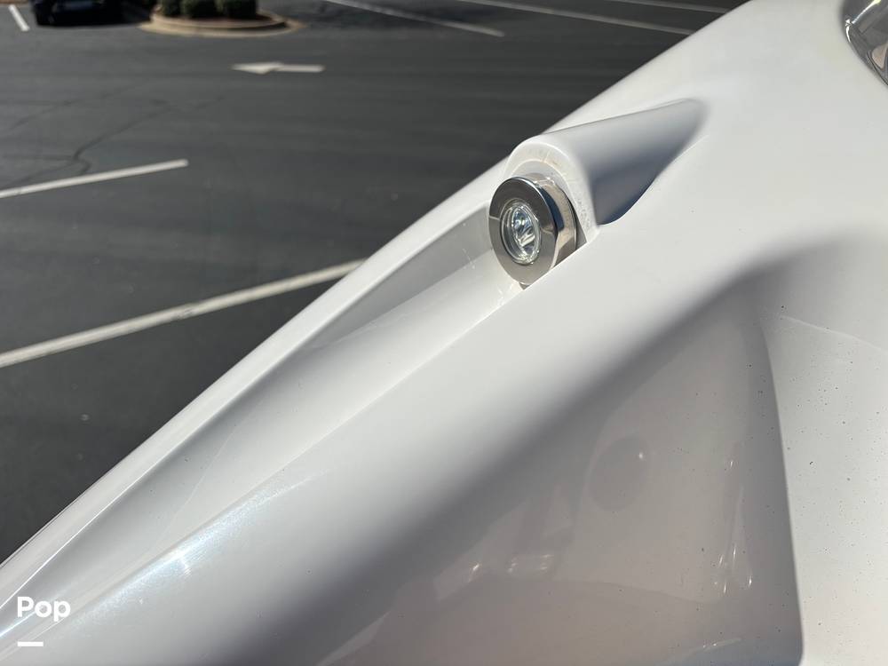 Slide: The Image of Sea Pro Citation 2400 2021 - 15284568