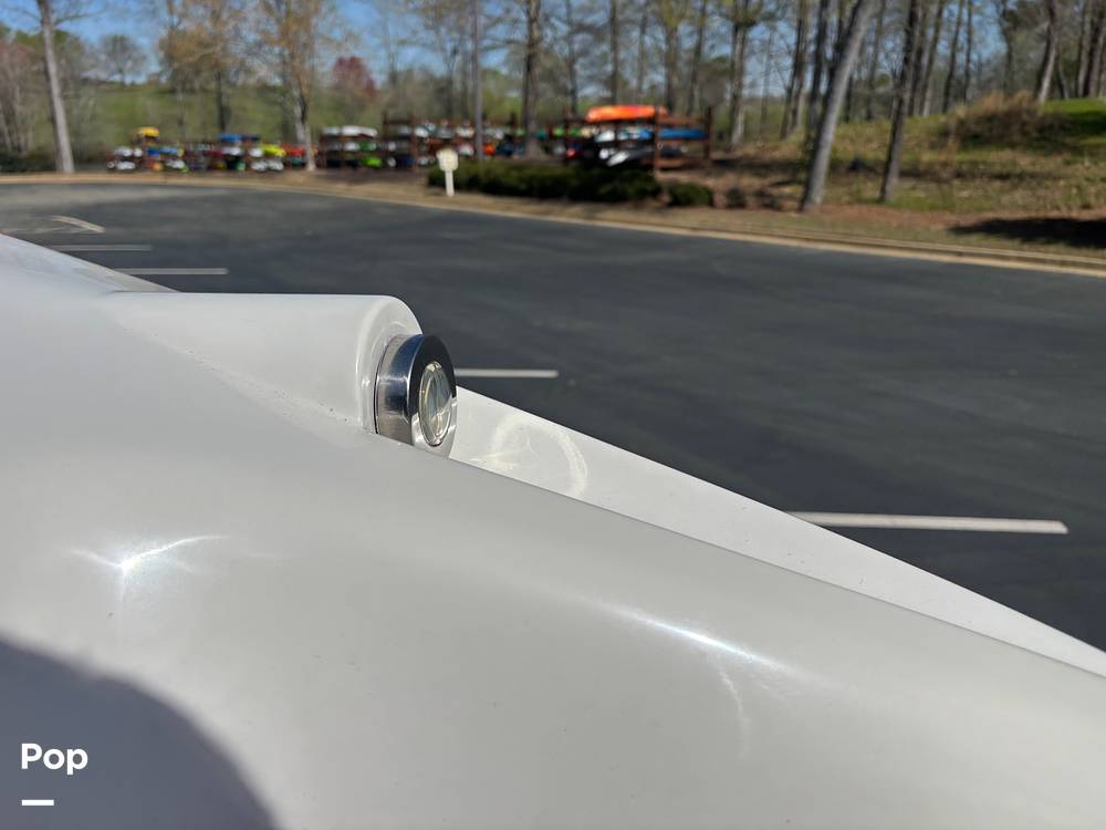 Slide: The Image of Sea Pro Citation 2400 2021 - 15284569