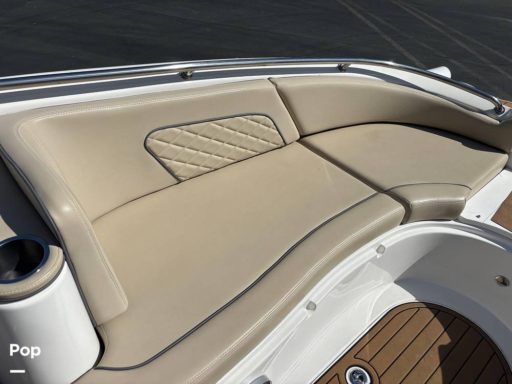 Slide: The Image of Sea Pro Citation 2400 2021 - 15284572