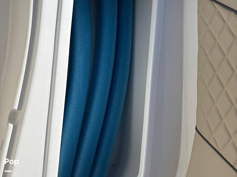 Slide: The Image of Sea Pro Citation 2400 2021 - 15284576