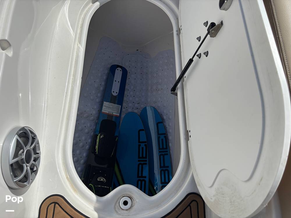 Slide: The Image of Sea Pro Citation 2400 2021 - 15284579