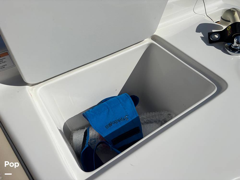 Slide: The Image of Sea Pro Citation 2400 2021 - 15284590