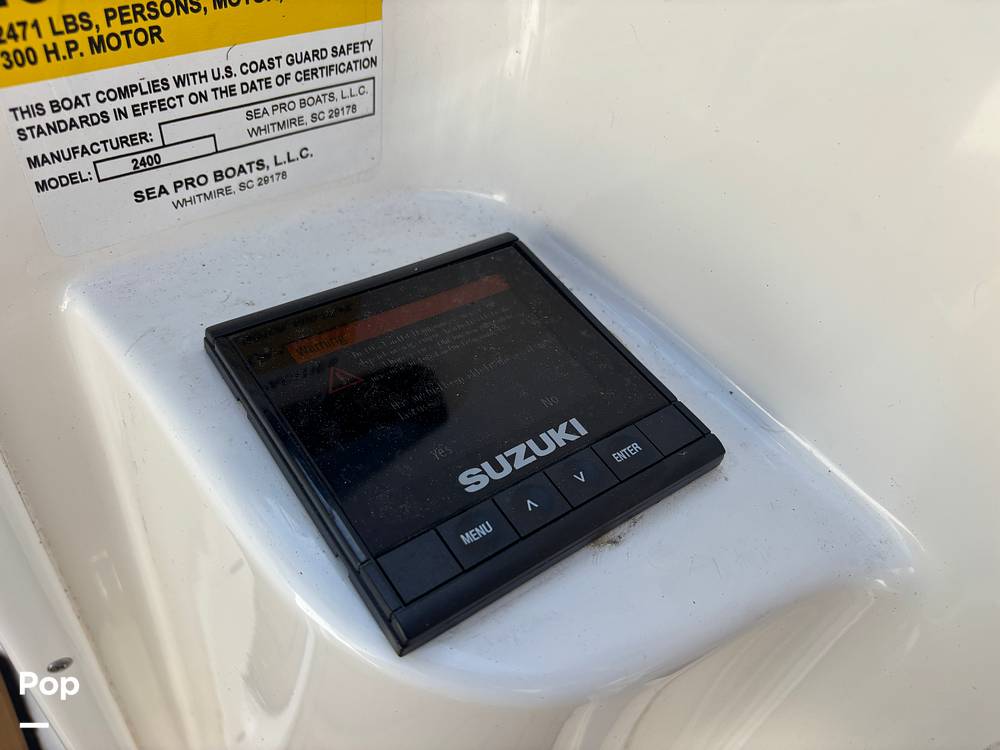 Slide: The Image of Sea Pro Citation 2400 2021 - 15284599