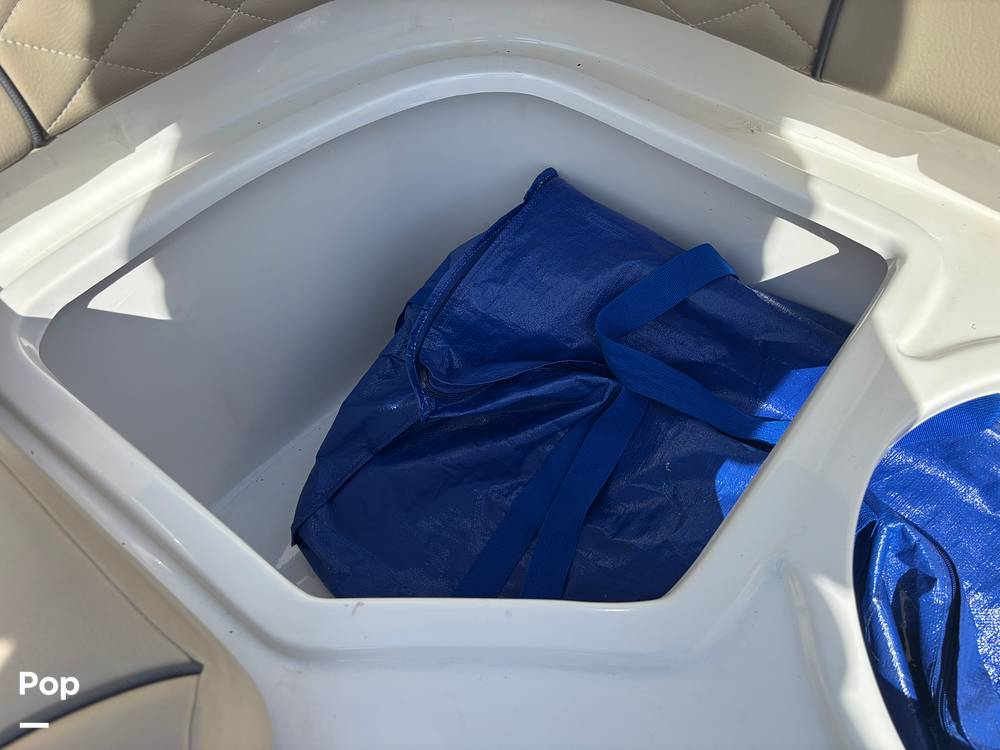 Slide: The Image of Sea Pro Citation 2400 2021 - 15284606