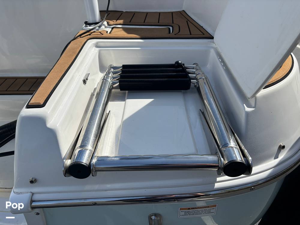 Slide: The Image of Sea Pro Citation 2400 2021 - 15284617