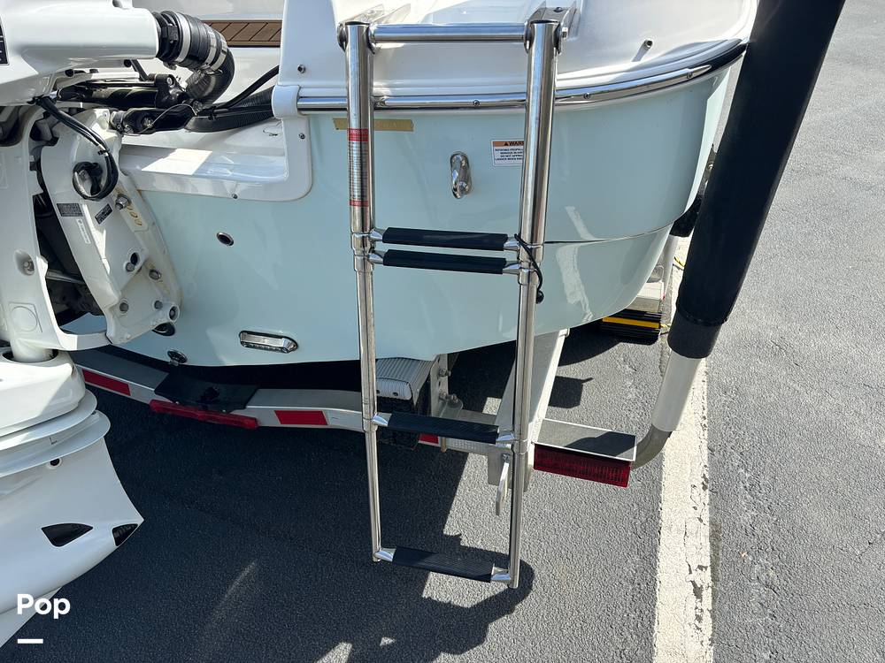 Slide: The Image of Sea Pro Citation 2400 2021 - 15284618