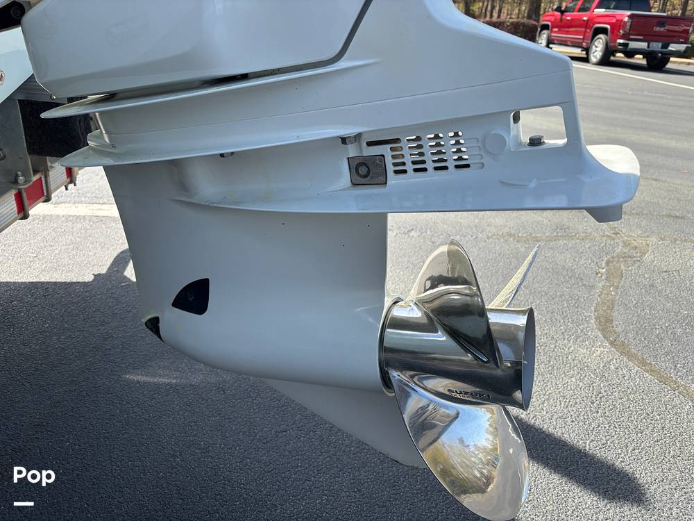 Slide: The Image of Sea Pro Citation 2400 2021 - 15284622