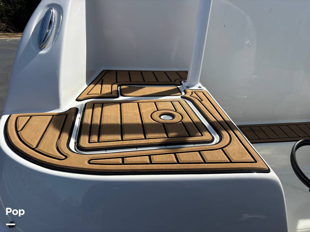 Slide: The Image of Sea Pro Citation 2400 2021 - 15284640