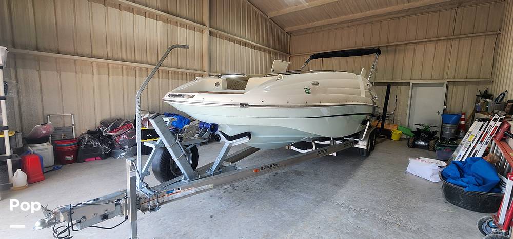 Slide: The Image of Sea Pro Citation 2400 2021 - 15680995