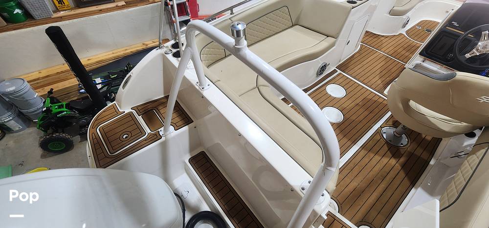 Slide: The Image of Sea Pro Citation 2400 2021 - 15681026