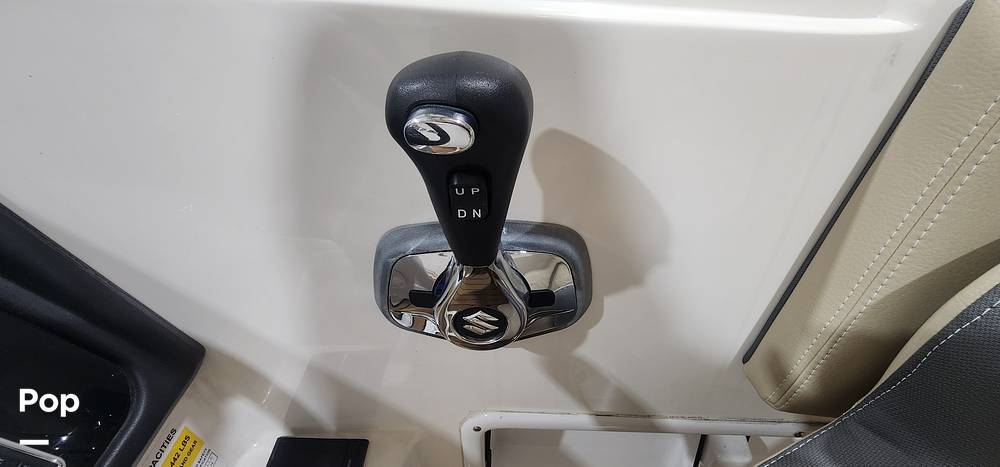 Slide: The Image of Throttle/shift: Elec - 15681159