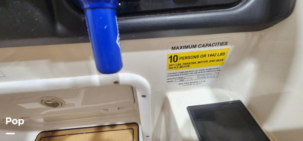 Slide: The Image of Sea Pro Citation 2400 2021 - 15681161