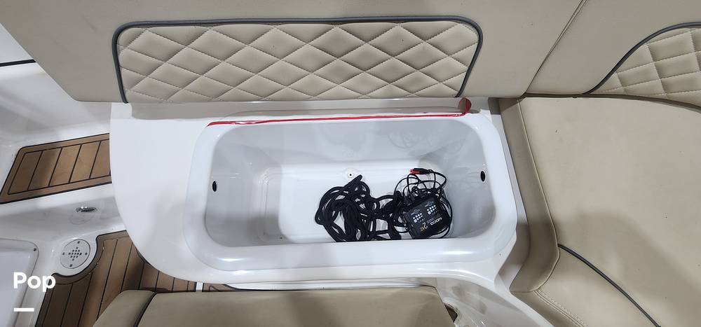 Slide: The Image of Sea Pro Citation 2400 2021 - 15681171