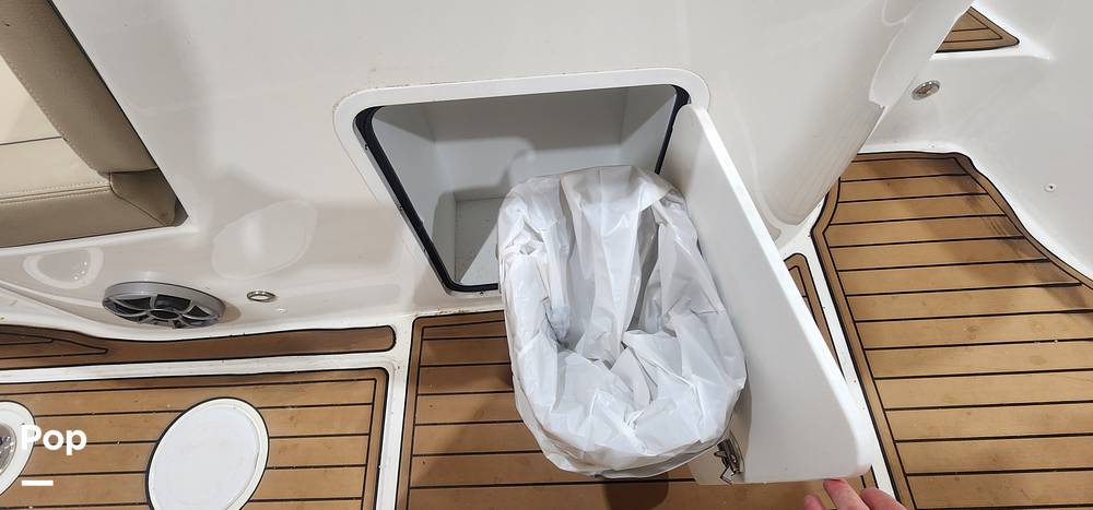 Slide: The Image of Sea Pro Citation 2400 2021 - 15681184