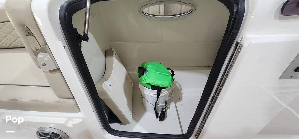 Slide: The Image of Porta-potty/changing Room - 15681200