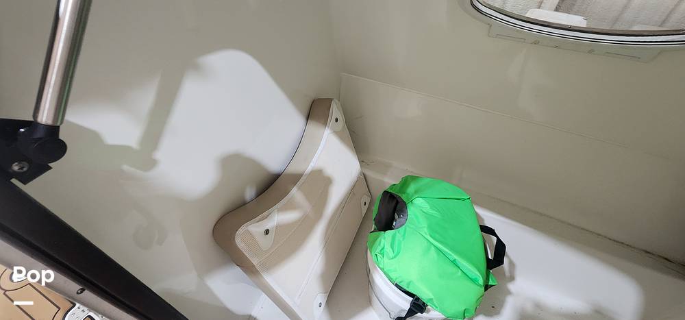 Slide: The Image of Sea Pro Citation 2400 2021 - 15681201