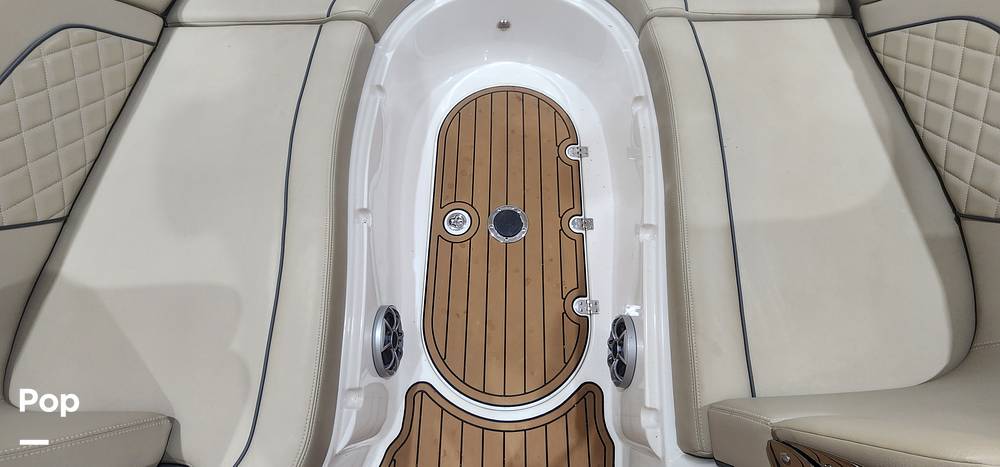 Slide: The Image of Ski Locker - 15681212