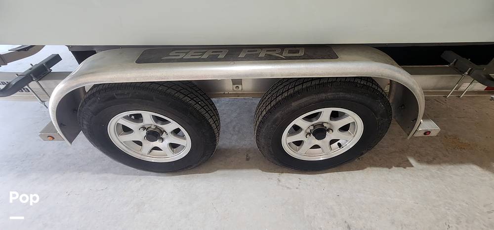 Slide: The Image of Sea Pro Citation 2400 2021 - 15681232