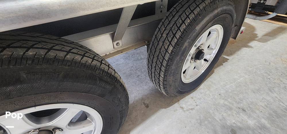 Slide: The Image of Sea Pro Citation 2400 2021 - 15681233