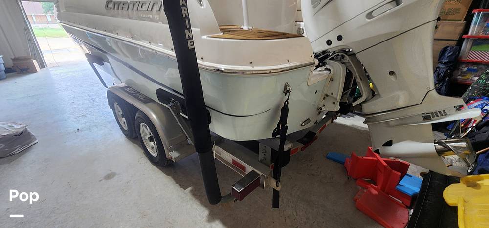 Slide: The Image of Sea Pro Citation 2400 2021 - 15681237