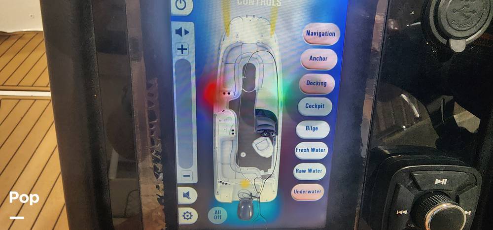 Slide: The Image of Sea Pro Citation 2400 2021 - 15681253