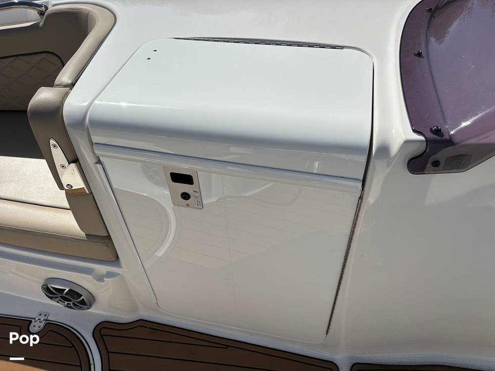 Slide: The Image of Sea Pro Citation 2400 2021 - 15284583