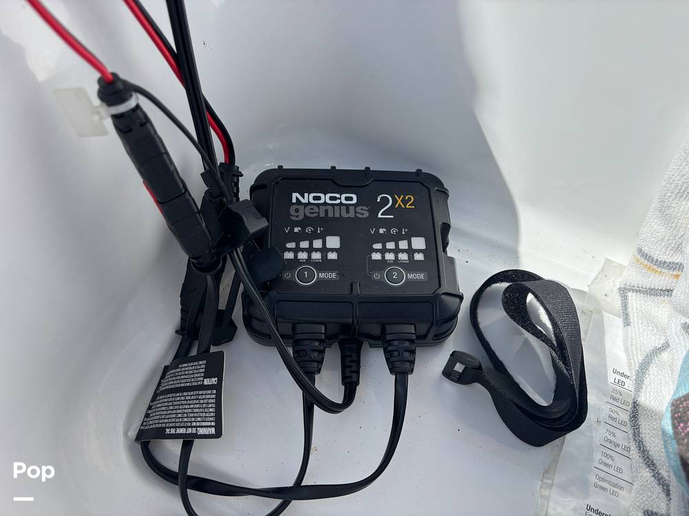 Slide: The Image of Sea Pro Citation 2400 2021 - 15284608