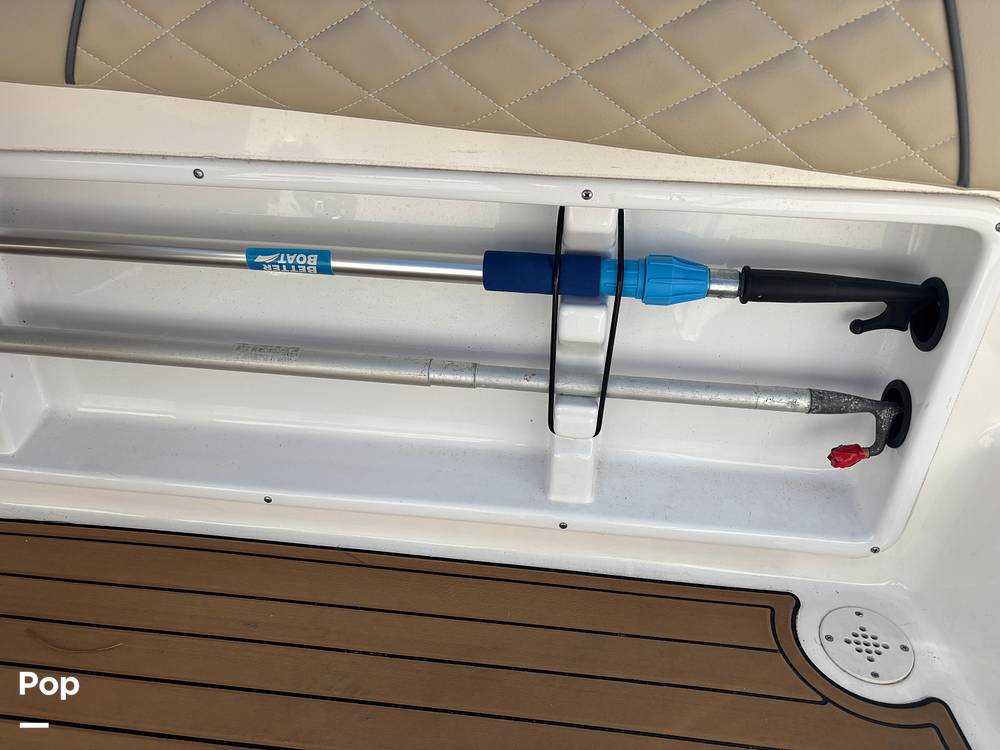 Slide: The Image of Sea Pro Citation 2400 2021 - 15284609