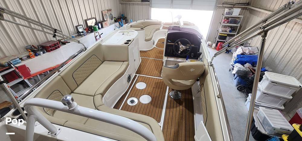 Slide: The Image of Sea Pro Citation 2400 2021 - 15681025