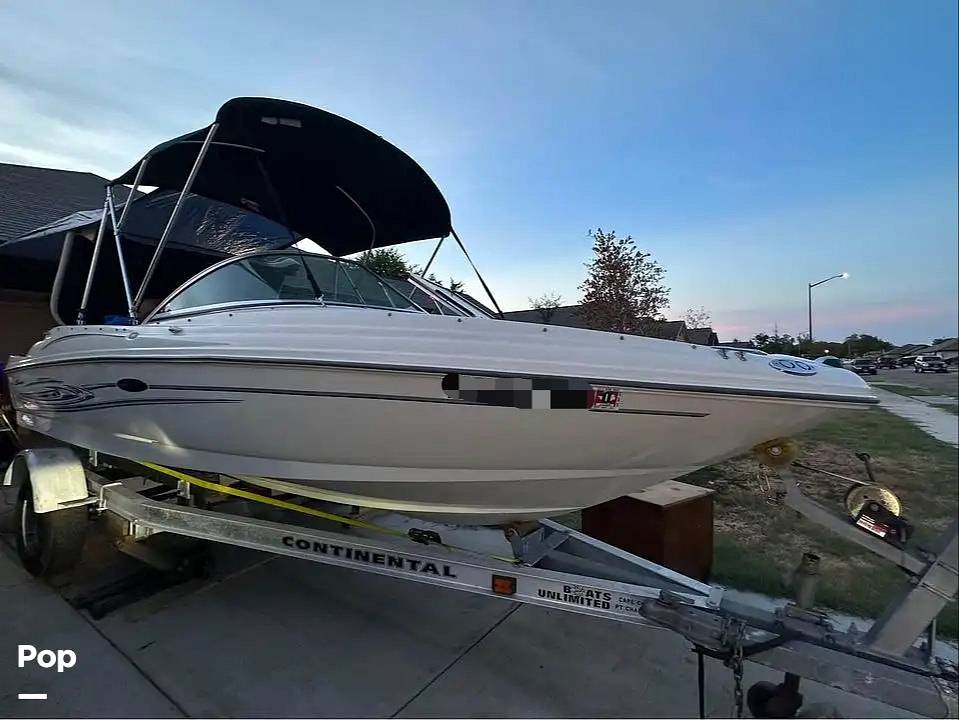 Slide: The Image of Sea Ray 180 Sport 2004 - 13090510