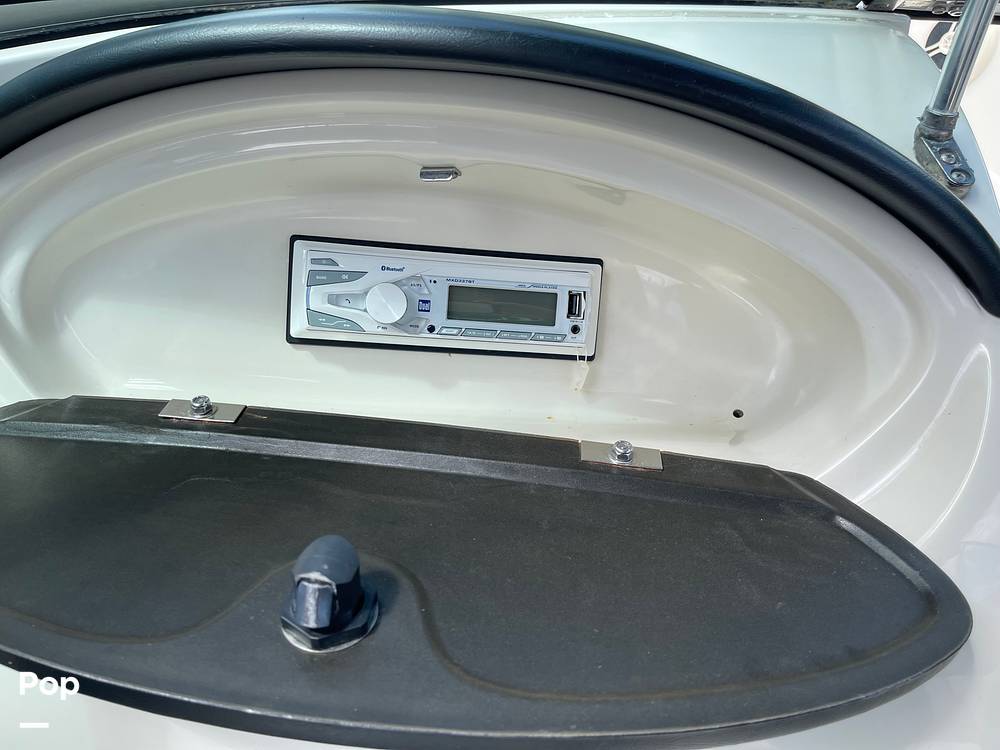 Slide: The Image of Sea Ray 185 Sport 2008 - 13087305