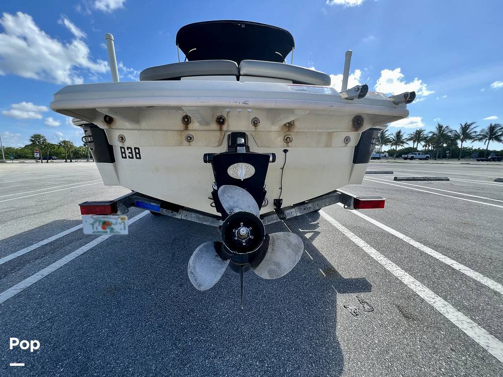 Slide: The Image of Sea Ray 185 Sport 2009 - 10777706