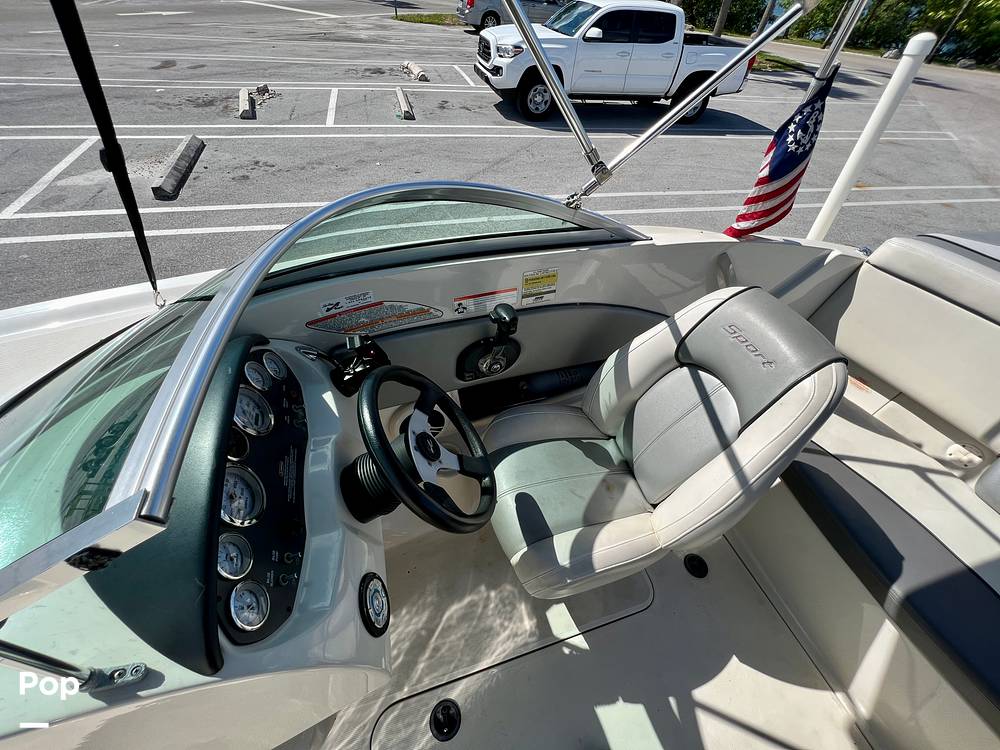 Slide: The Image of Sea Ray 185 Sport 2009 - 10777728