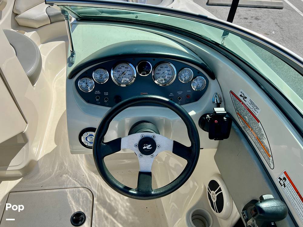 Slide: The Image of Sea Ray 185 Sport 2009 - 10777733