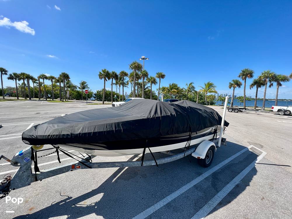 Slide: The Image of Sea Ray 185 Sport 2009 - 10777794