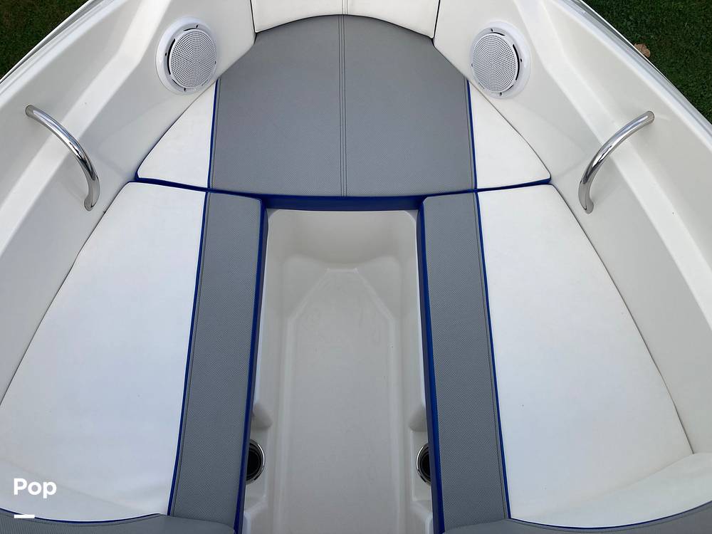 Slide: The Image of Sea Ray 190 Sport 2012 - 11