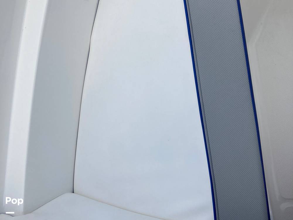Slide: The Image of Sea Ray 190 Sport 2012 - 12