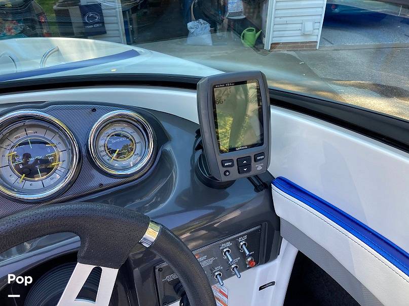 Slide: The Image of Sea Ray 190 Sport 2012 - 8