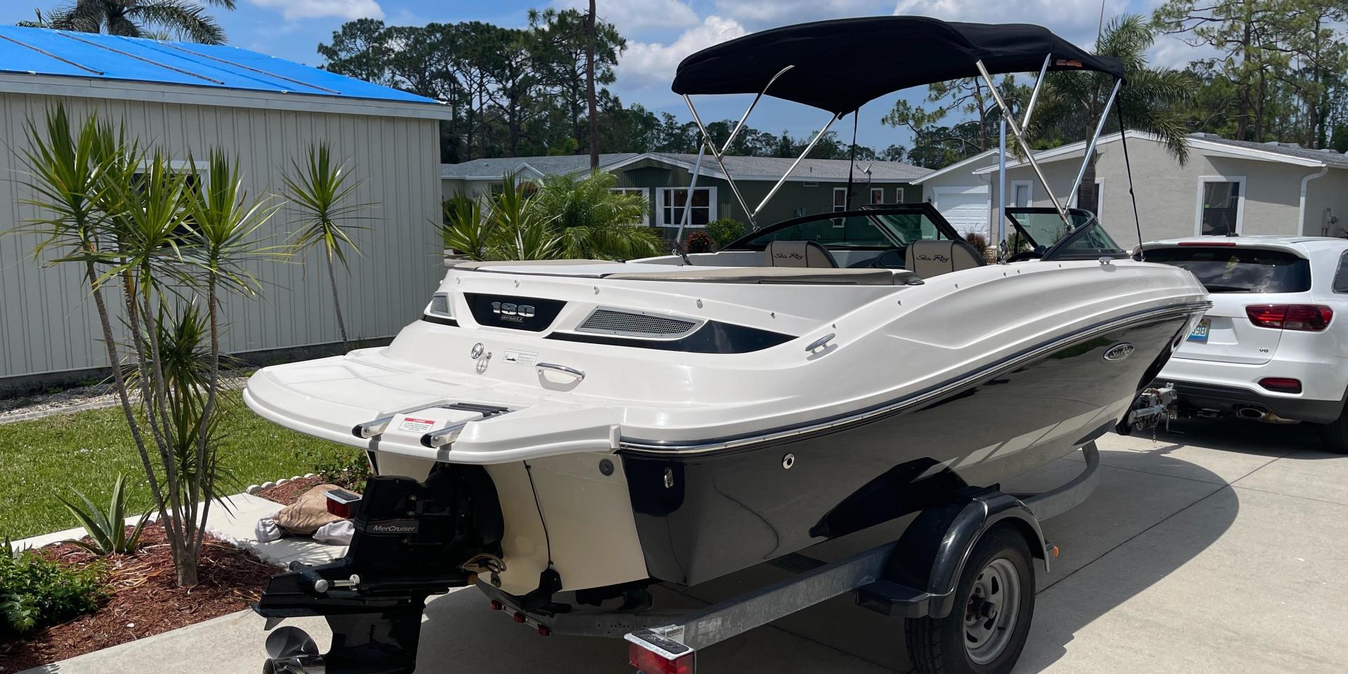 Slide: The Image of Sea Ray 190 Sport 2015 - 3671136