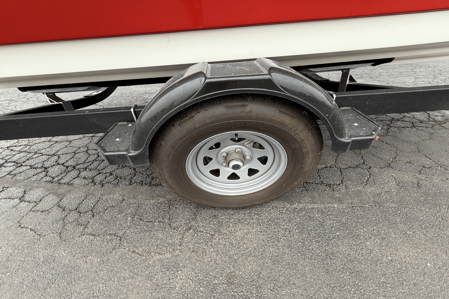 Slide: The Image of Sea Ray 190SPX 2019 - 31