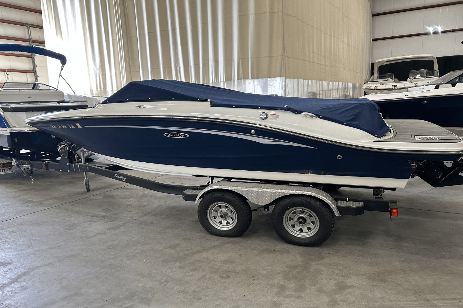 Slide: The Image of Sea Ray 190 SPX 2021 - 4