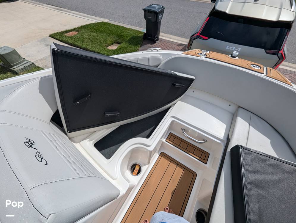Slide: The Image of Sea Ray 190 SPX 2022 - 14399857