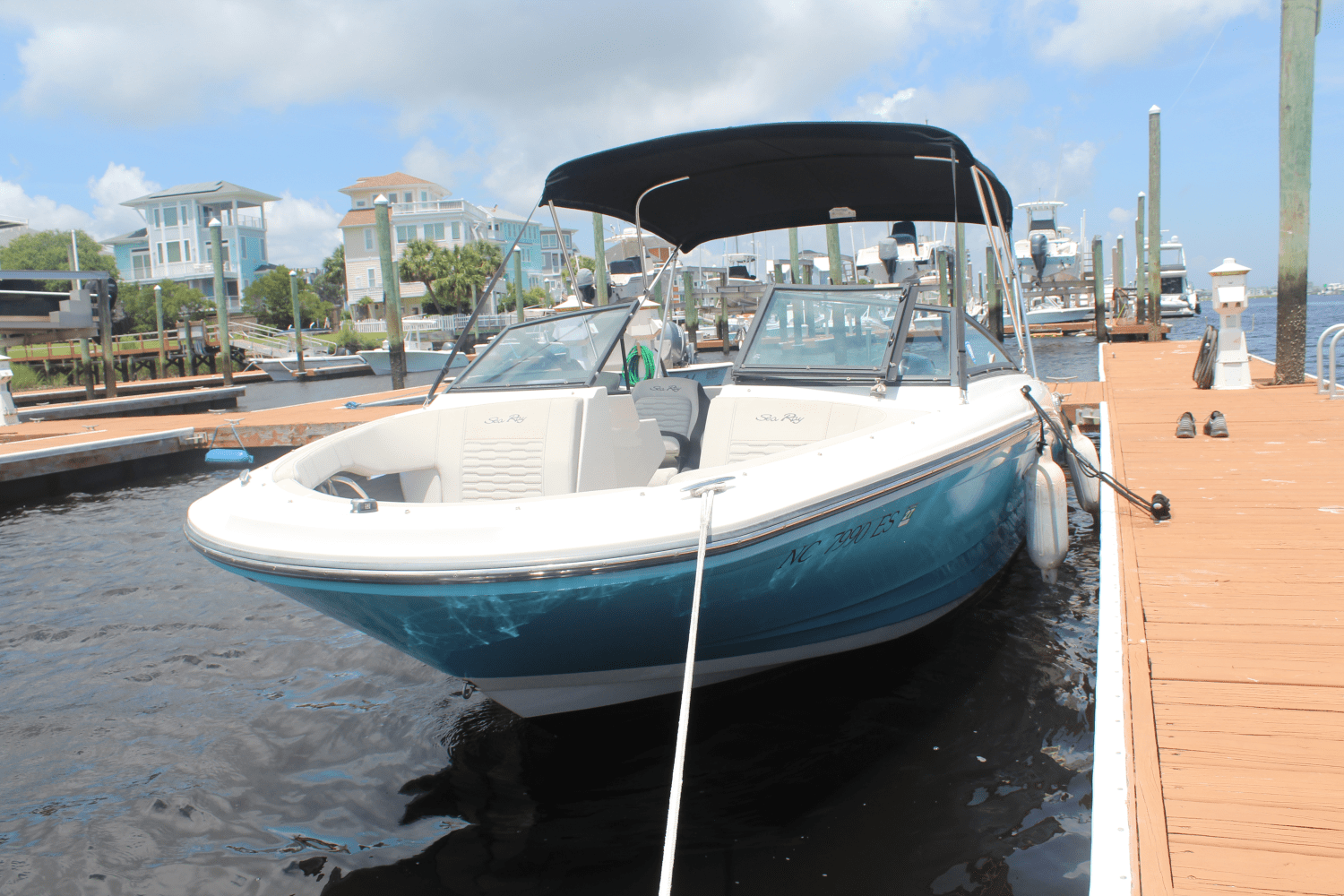 Slide: The Image of Sea Ray 190 SPX-OB 2021 - 4