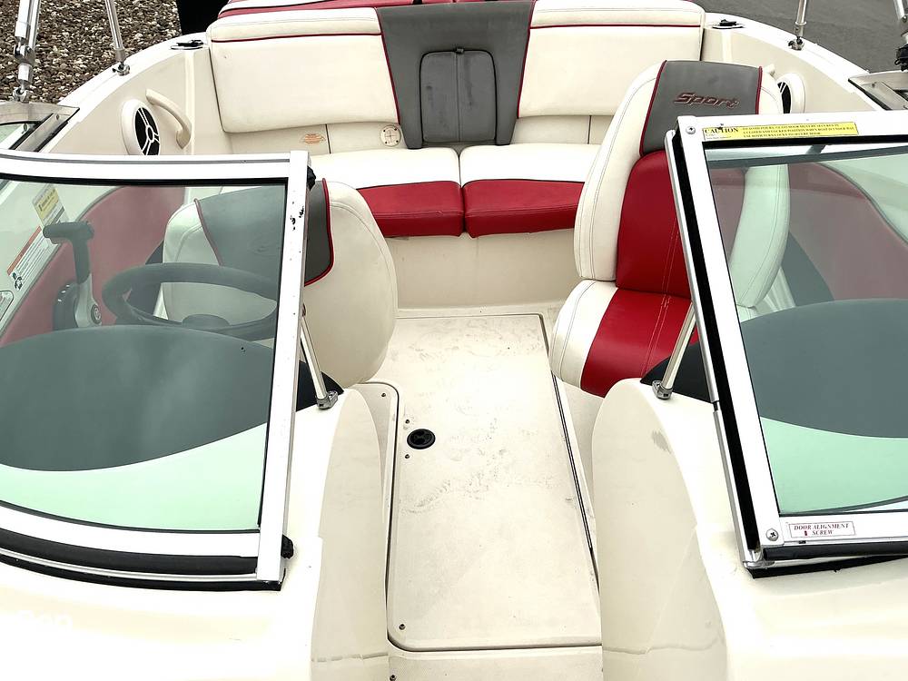 Slide: The Image of Sea Ray 195 Sport 2007 - 15150662