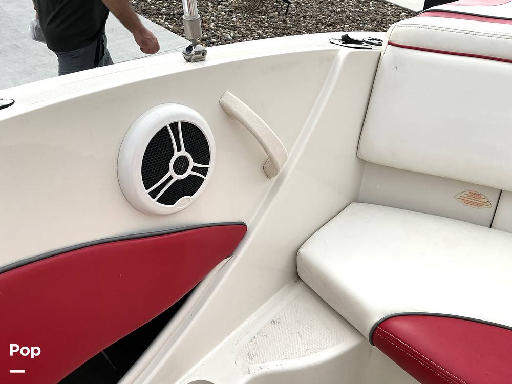 Slide: The Image of Sea Ray 195 Sport 2007 - 15150762