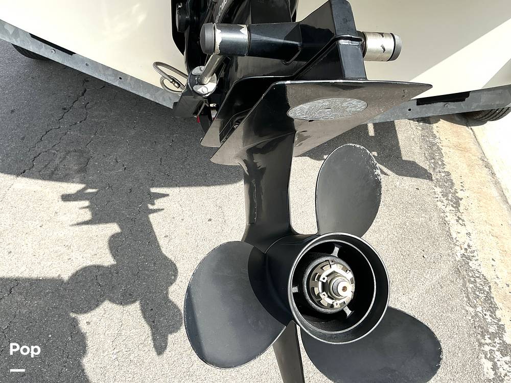 Slide: The Image of Sea Ray 195 Sport 2007 - 15150836
