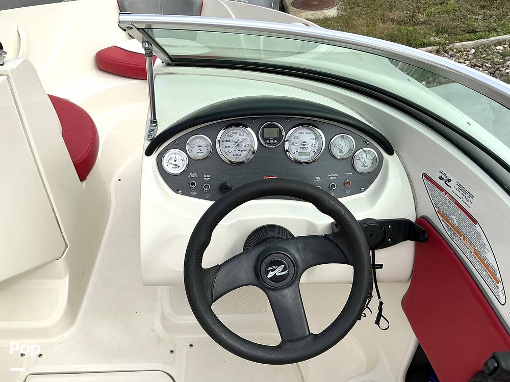 Slide: The Image of Sea Ray 195 Sport 2007 - 15150827