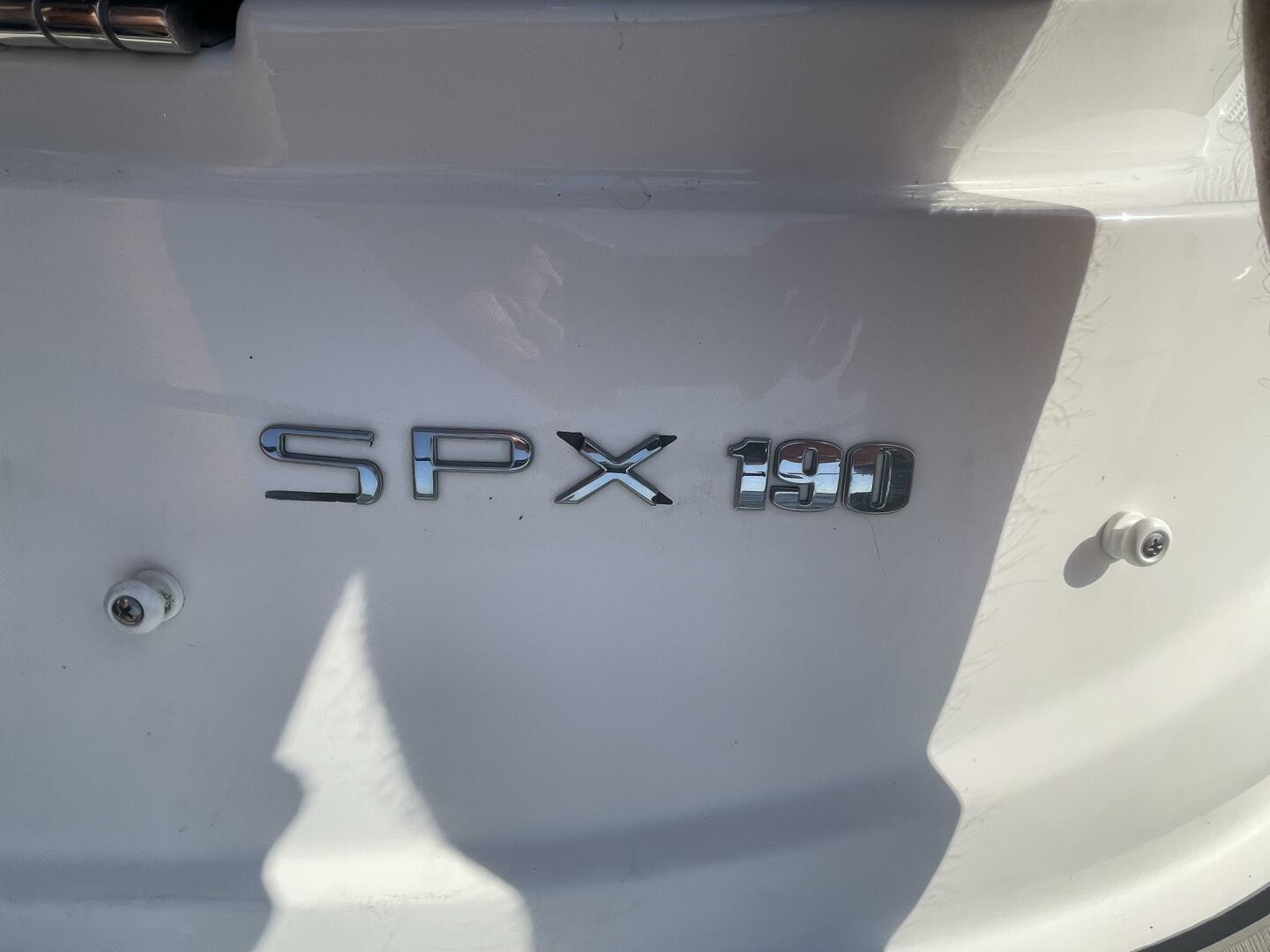 Slide: The Image of Sea Ray 19 SPX 2022 - 5264896