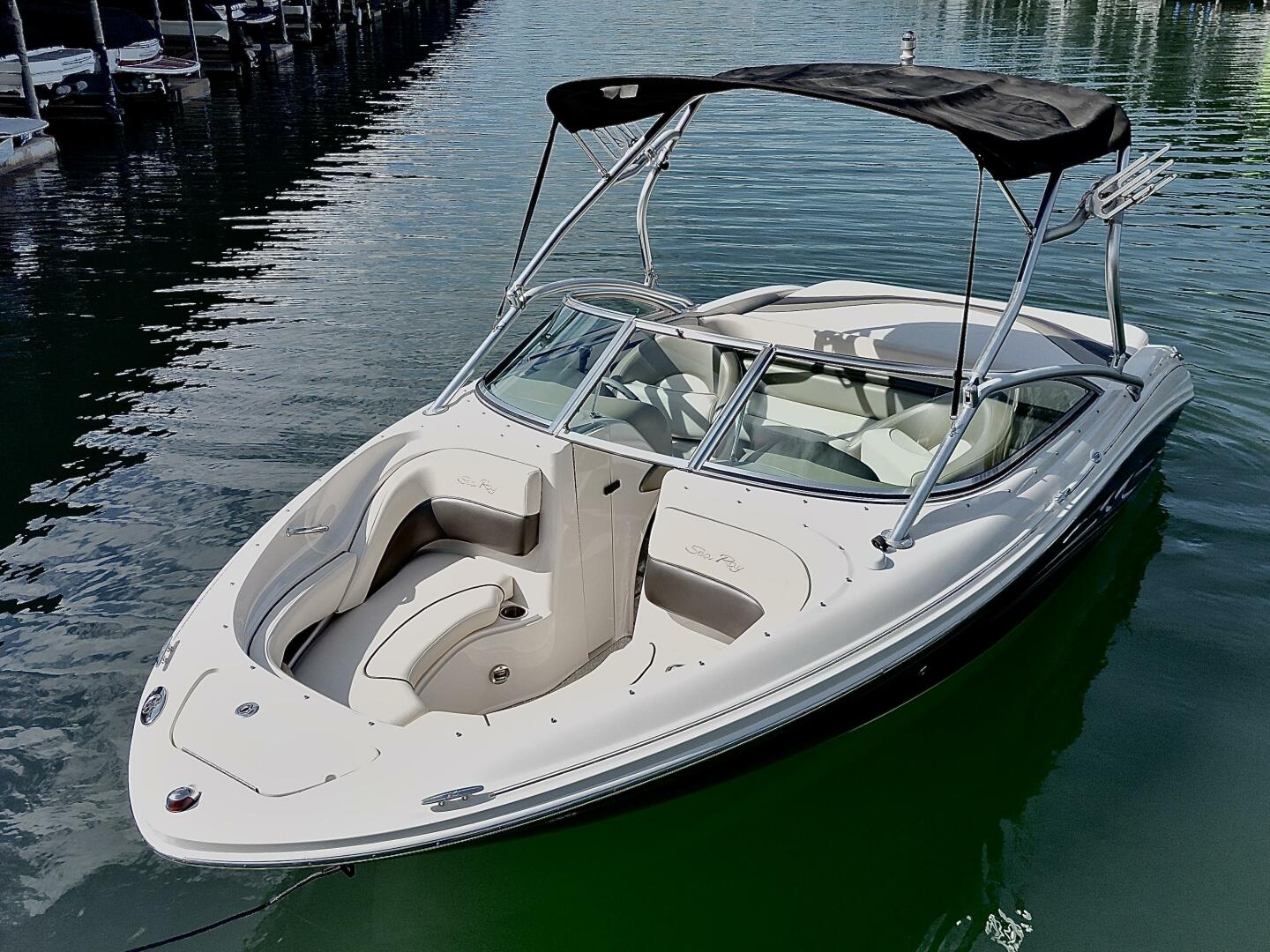 Slide: The Image of Sea Ray 200 Select with Wakeboard Tower and Trailer 2005 - 5346103