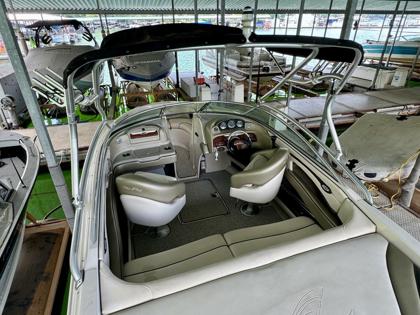 Slide: The Image of Sea Ray 200 Select with Wakeboard Tower and Trailer 2005 - 5346117